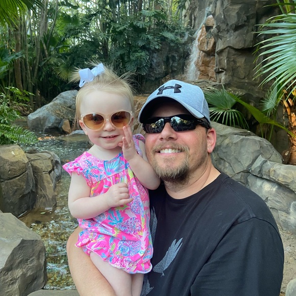 Meet your Posher, Kristin - Picture 7 of 12